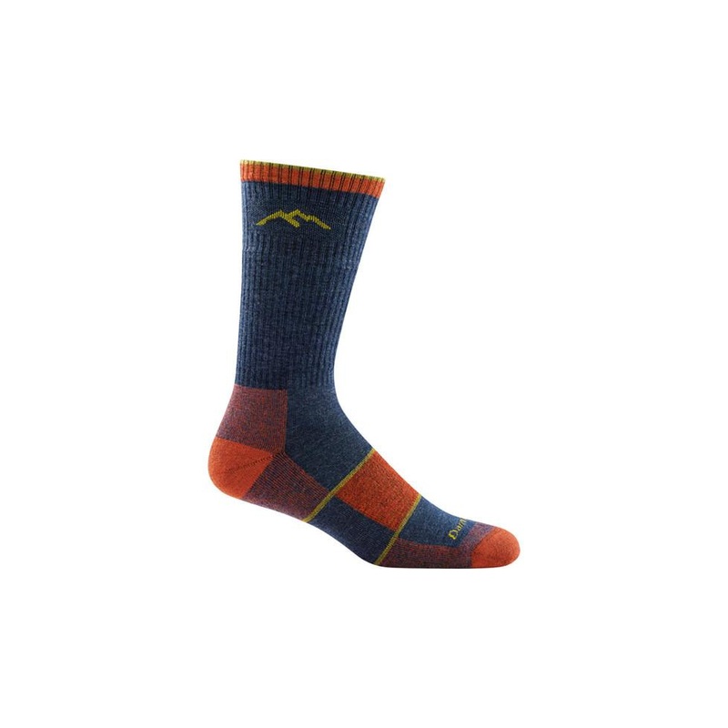 Darn Tough Hiker Boot Midweight With Full Cushion Socks